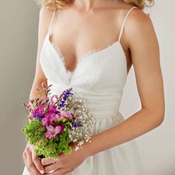 Astrid & Mercedes Lovely - Picture 2 of 6